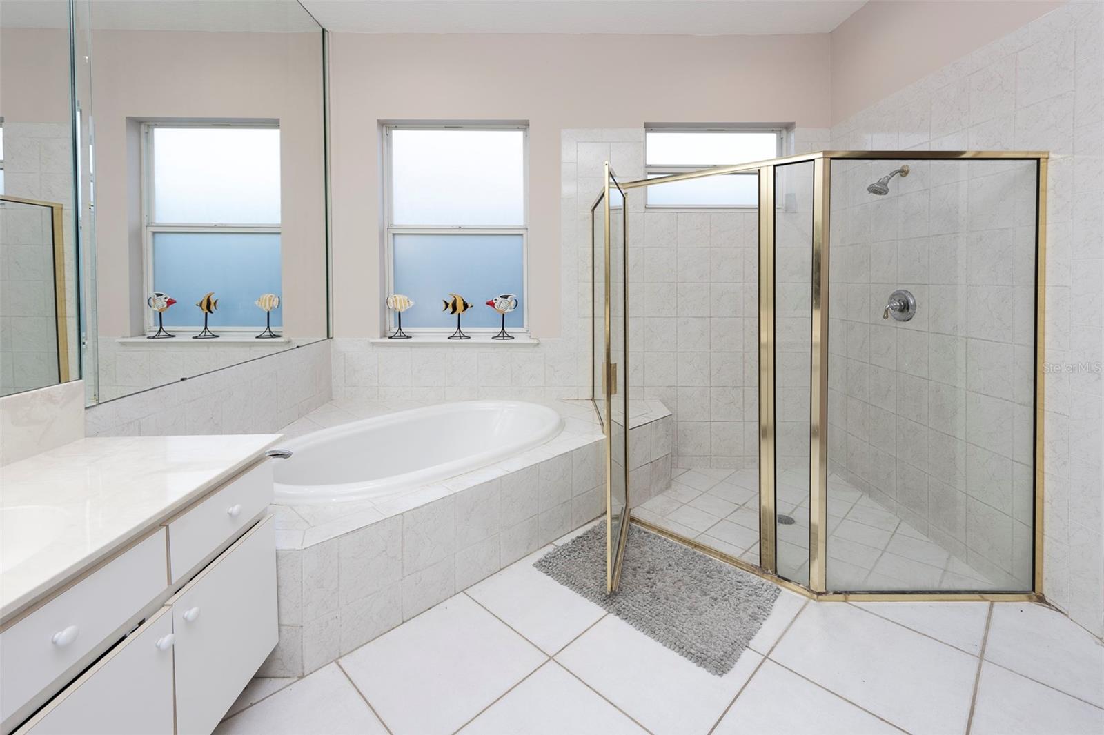 BAYOU CLUB ESTATES TR 5 PH 2 - Residential