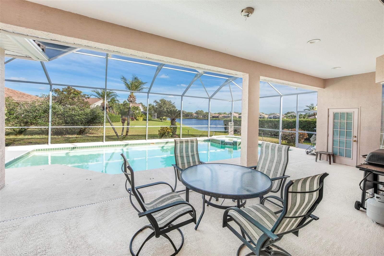 BAYOU CLUB ESTATES TR 5 PH 2 - Residential