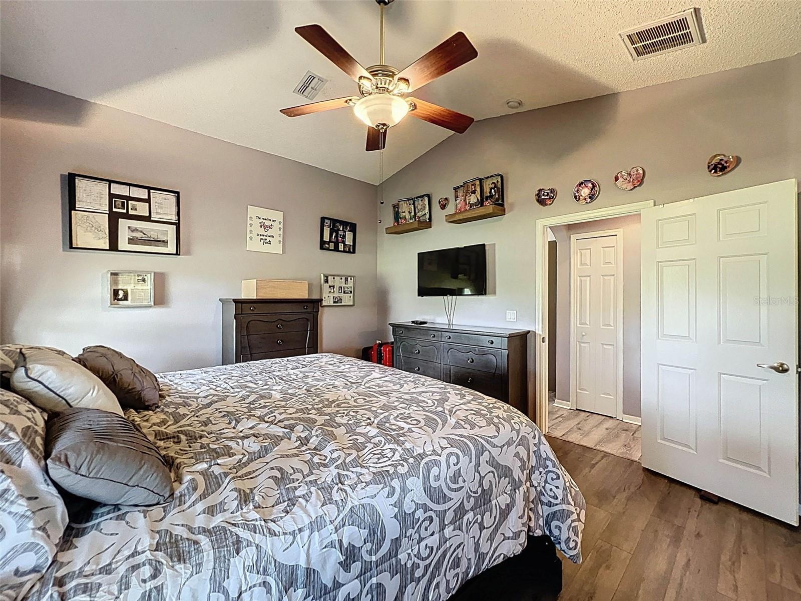 WELLINGTON AT SEVEN HILLS PH 6 - Residential