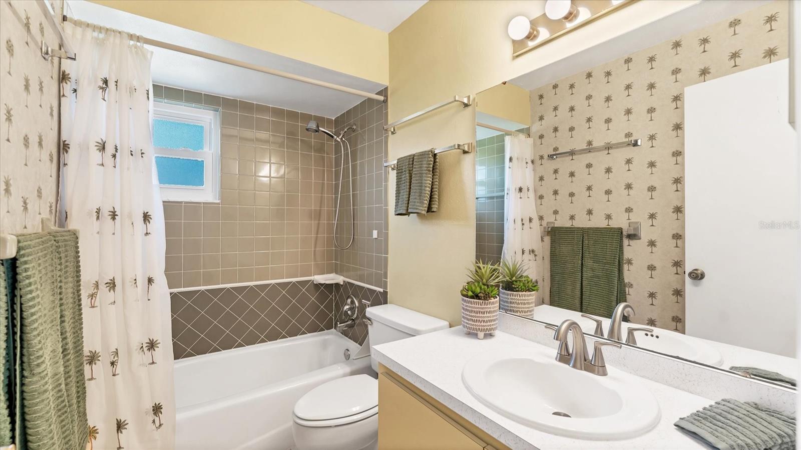 CORAL SHORES EAST UNIT II - Residential