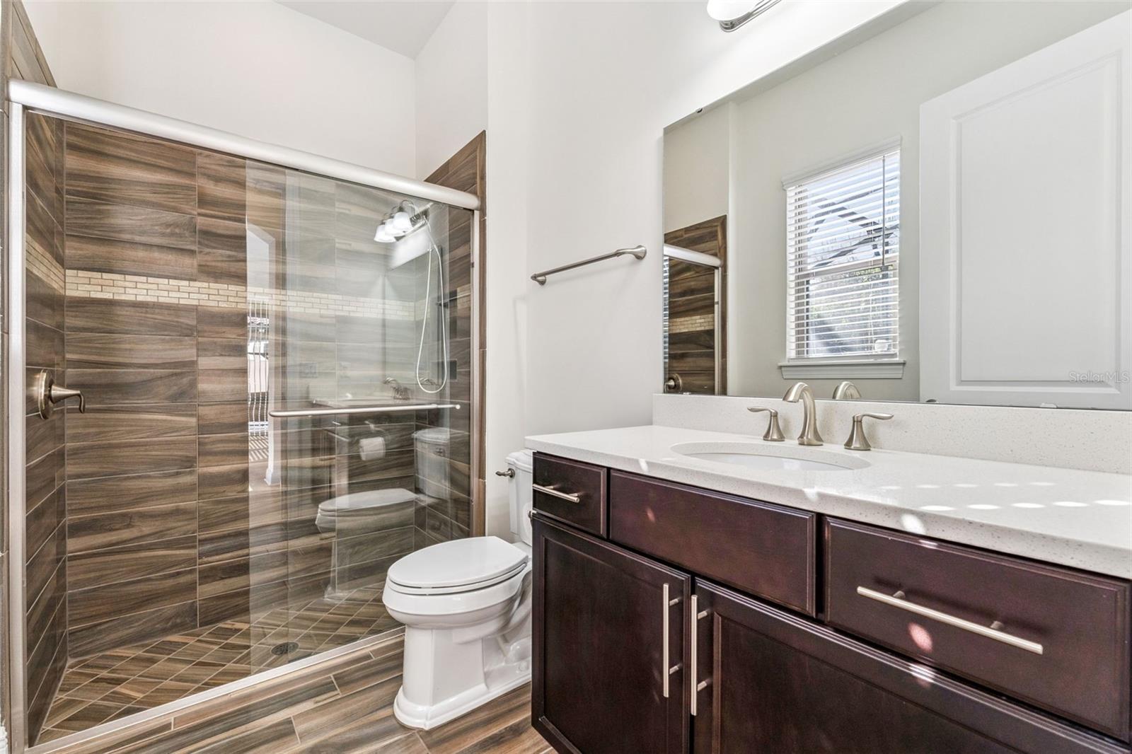 ENCLAVE AT VILLAGEWALK - Residential