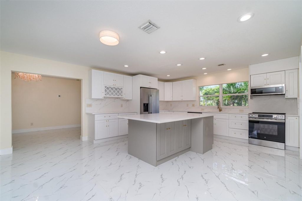 Photo of 625 W Olympia Avenue, Punta Gorda, FL 33950 (MLS # A4664007)