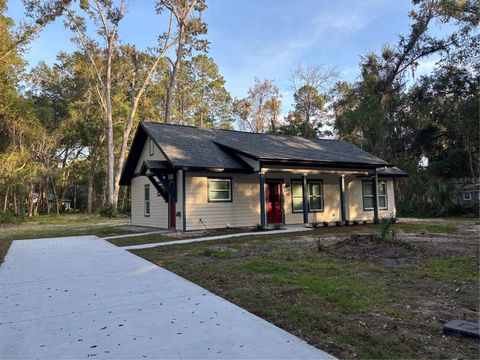 Photo of 207 SW 8th Street, Micanopy, FL 32667 (MLS # GC534194)