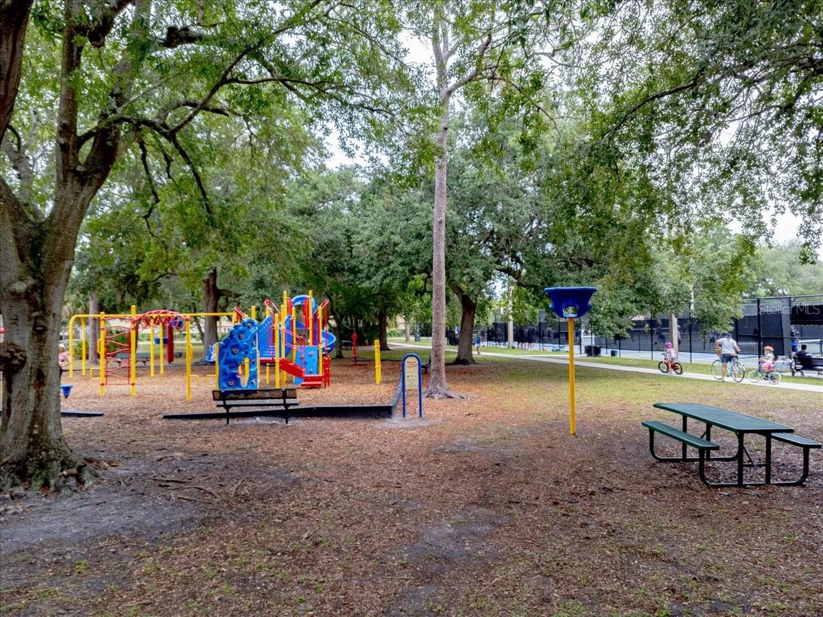 WINTER PARK PINES - Residential