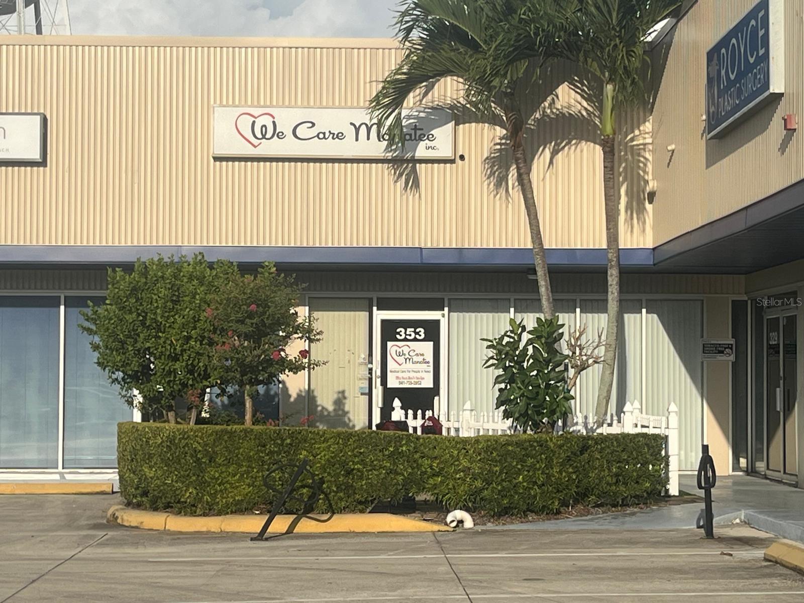 THE CONTRACTORS MALL - Commercial Sale