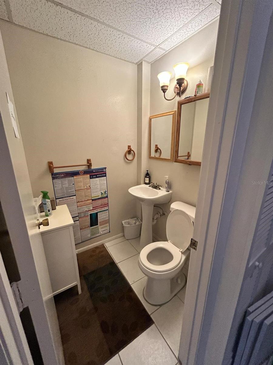 THE CONTRACTORS MALL - Commercial Sale