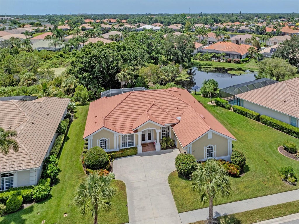 Photo of 331 Otter Creek Drive, Venice, FL 34292 (MLS # N6145530)