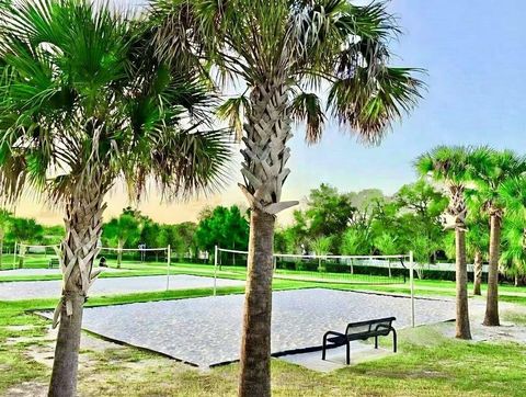 Tiny photo for 3048 Bethpage Loop, Mount Dora, FL 32757 (MLS # G5109256)