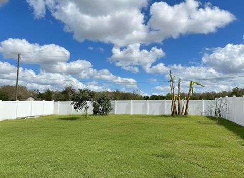 Tiny photo for 3048 Bethpage Loop, Mount Dora, FL 32757 (MLS # G5109256)