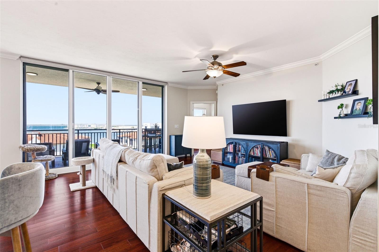 CASTILLO AT WESTSHORE YACHT CL - Residential