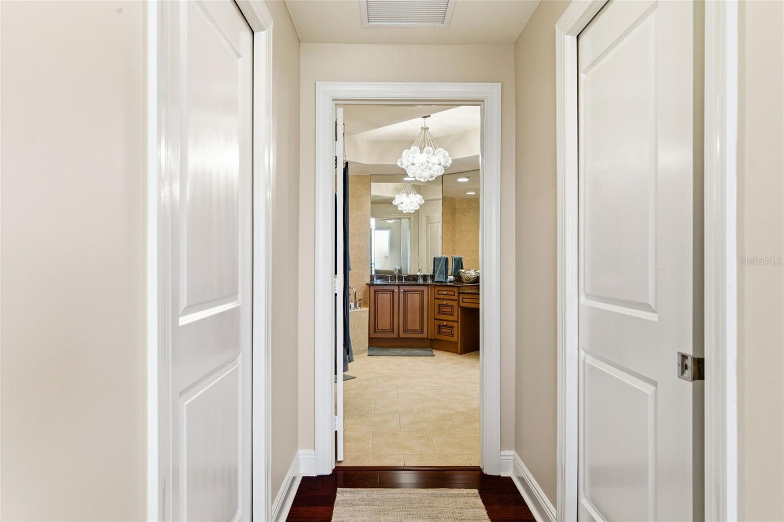 CASTILLO AT WESTSHORE YACHT CL - Residential