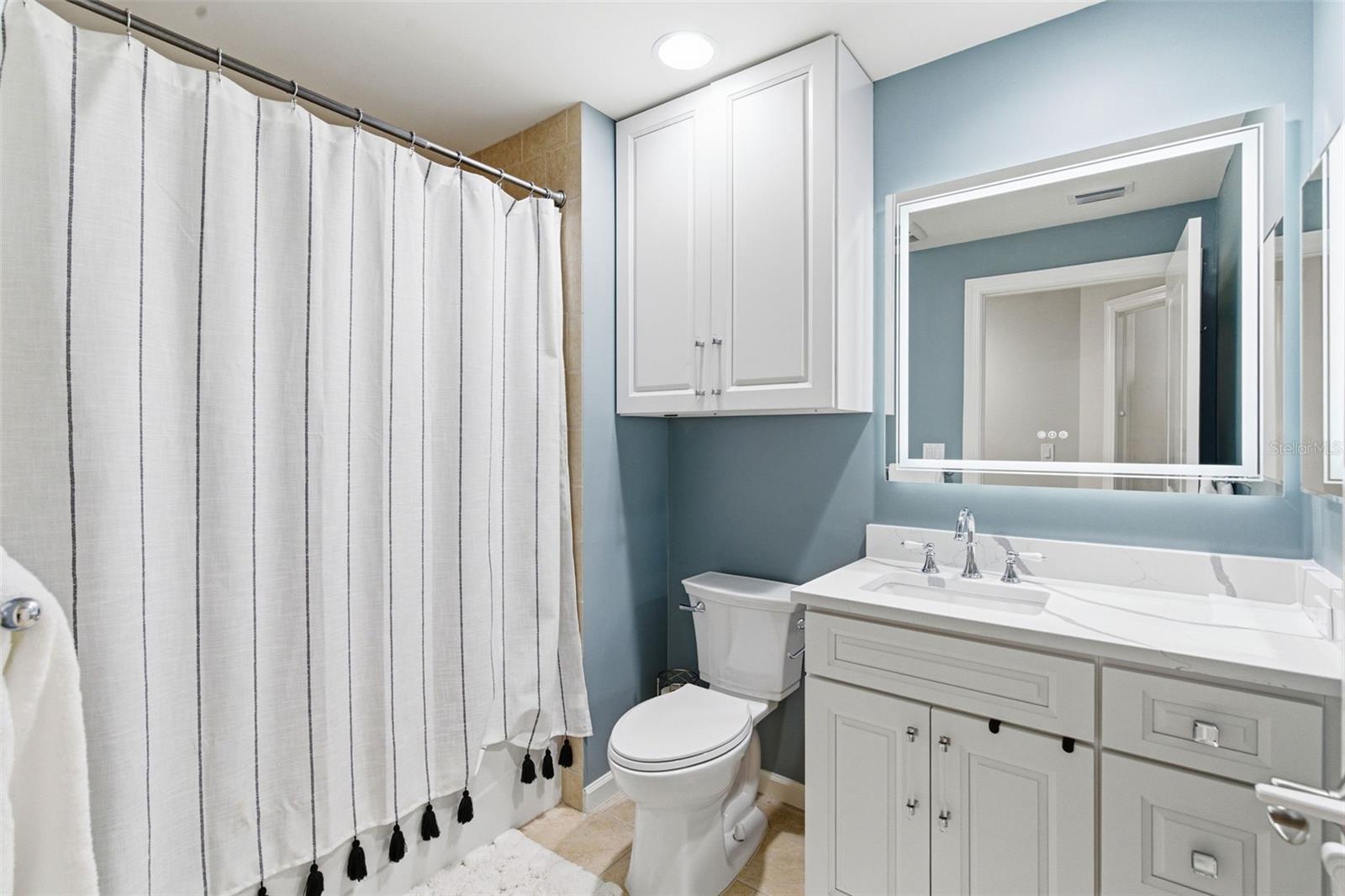 CASTILLO AT WESTSHORE YACHT CL - Residential