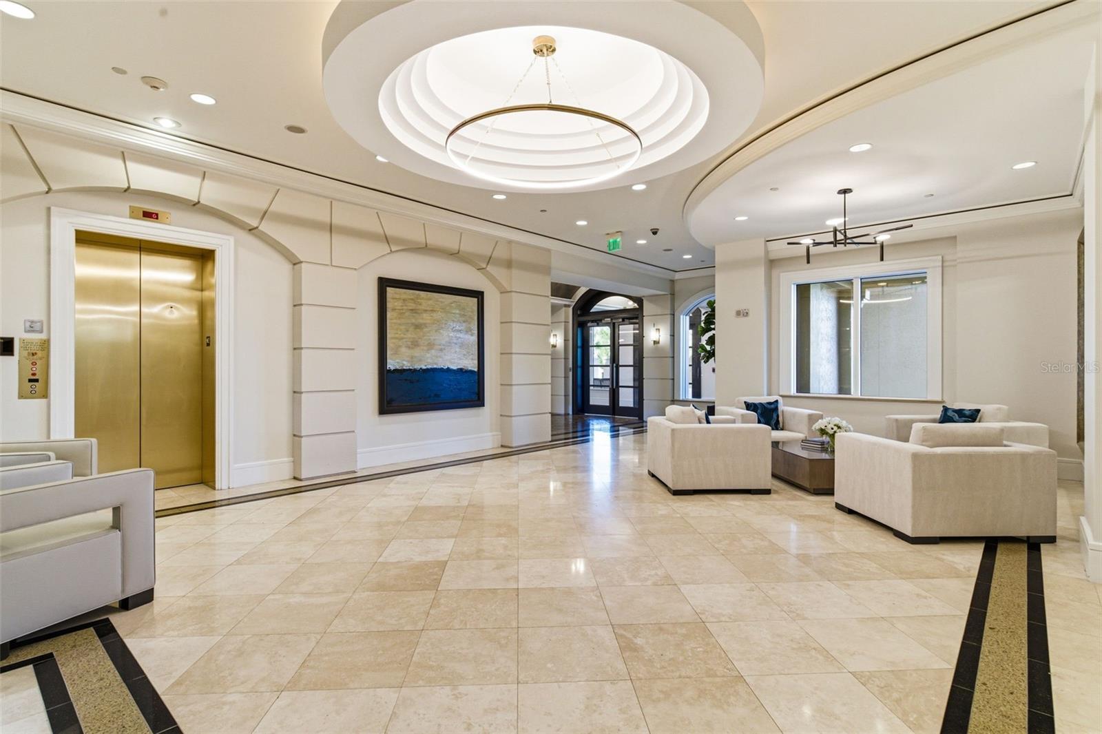 CASTILLO AT WESTSHORE YACHT CL - Residential