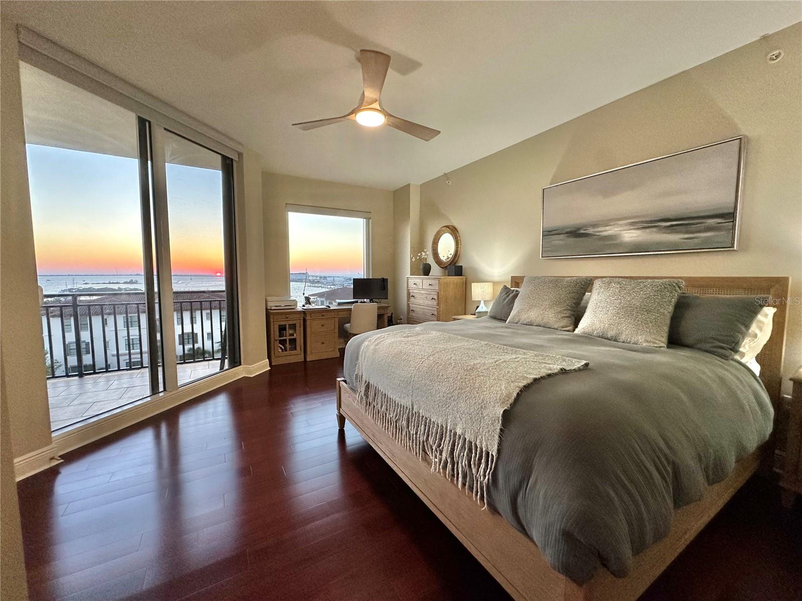 CASTILLO AT WESTSHORE YACHT CL - Residential