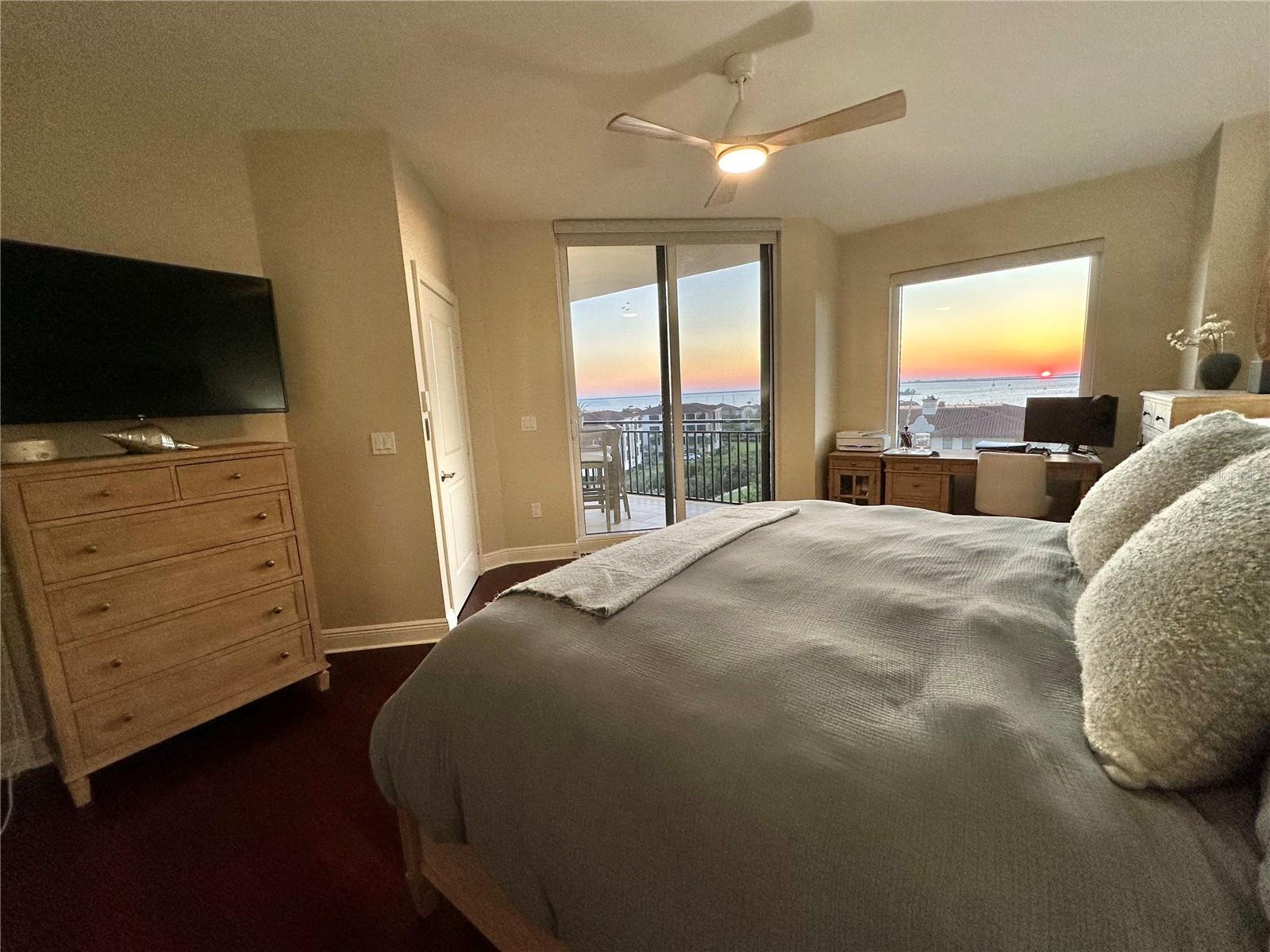 CASTILLO AT WESTSHORE YACHT CL - Residential