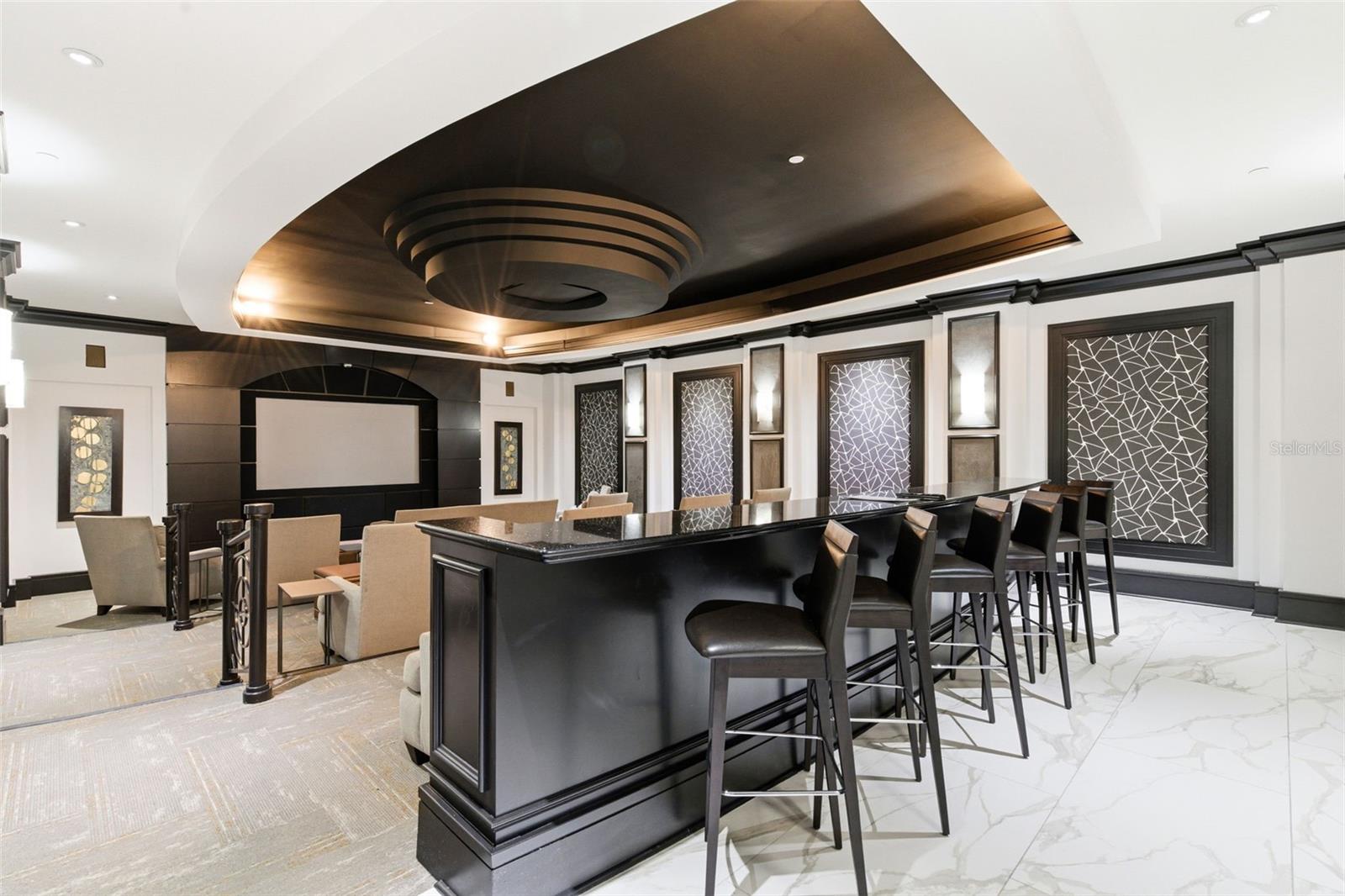 CASTILLO AT WESTSHORE YACHT CL - Residential