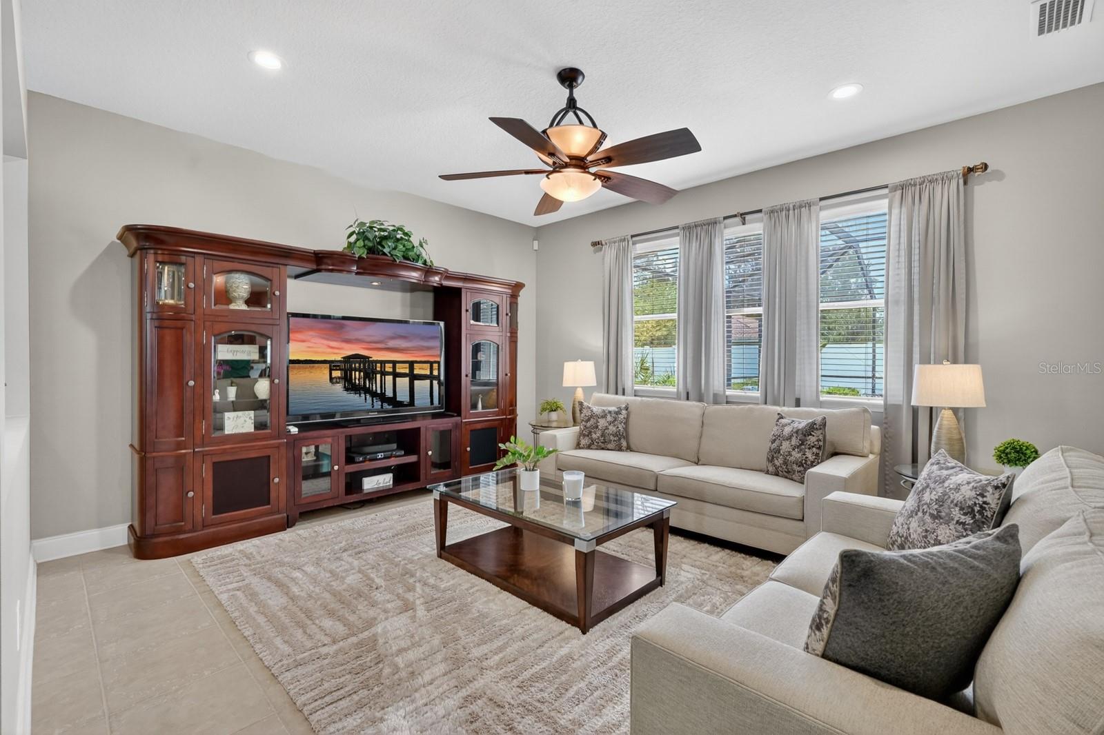 ROYAL PALM SEC 31 - Residential