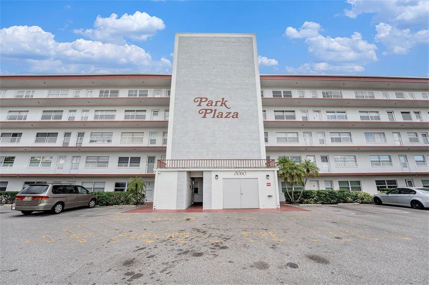 Charming 1 bar, 1.5 bath with a Florida room that can double as a 2nd bedroom. This home is in the heart of Pinellas Park minutes from world class beaches, shopping complexes and more. Ideal unit for couple, single, student, or retired person/couple. This condo has been superbly maintained with new LPV Flooring, Tile flooring in bathrooms, stainless steel appliances, new HVAC 2020, New Hot Water Heater 2 years old, Roof is maintained by Condo Association, Covered parking space, and lots more