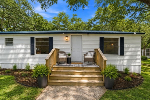 34921 EMILY DR, DADE CITY, FL 33523 - Image a65aa7a357f9ebffe9d1a84edca2acb2/3124985520