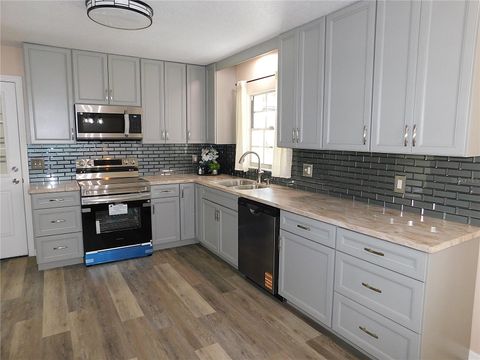 Tiny photo for 6875 NE 25th Avenue, Ocala, FL 34479 (MLS # OM724465)