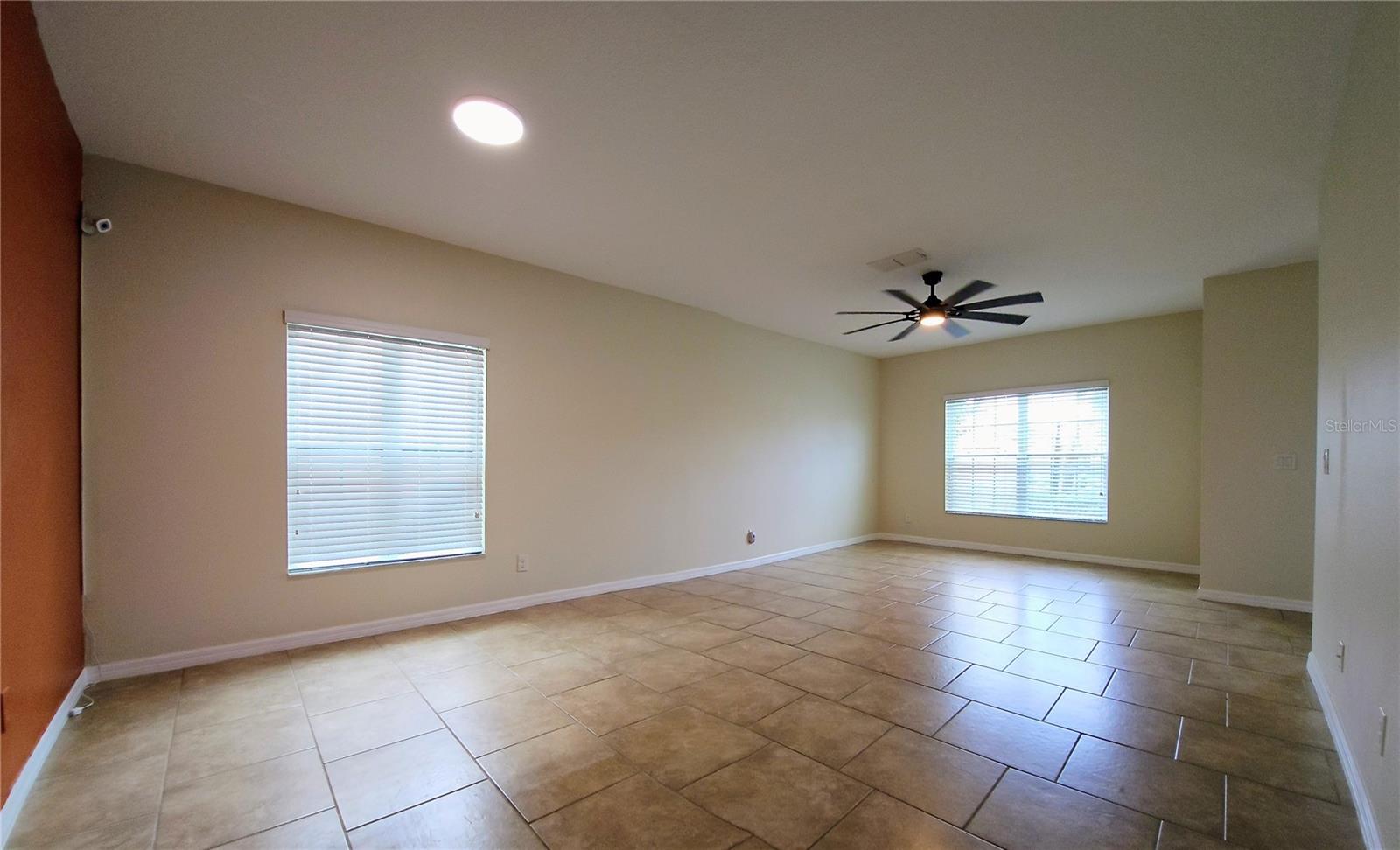 316 ANDALUSIA LOOP