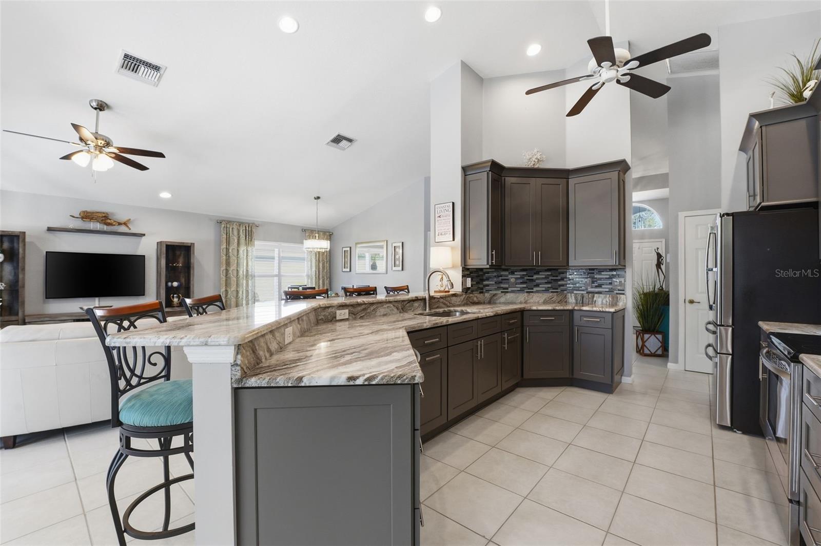 RIVERWOOD - Residential