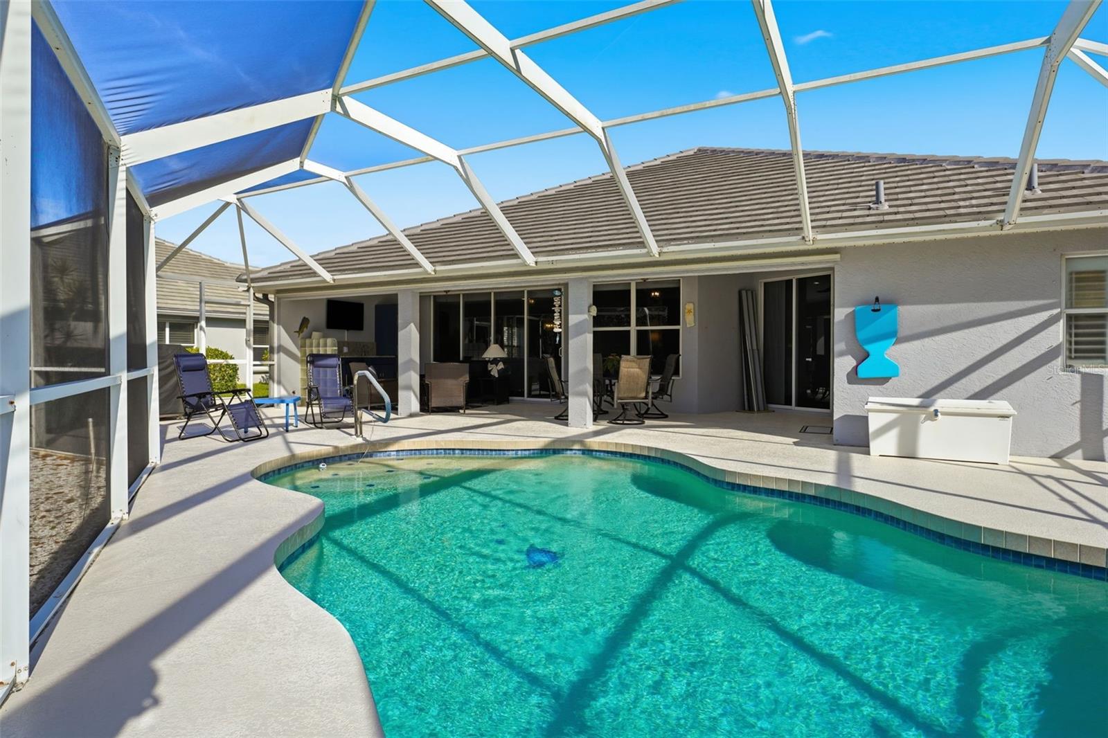 RIVERWOOD - Residential