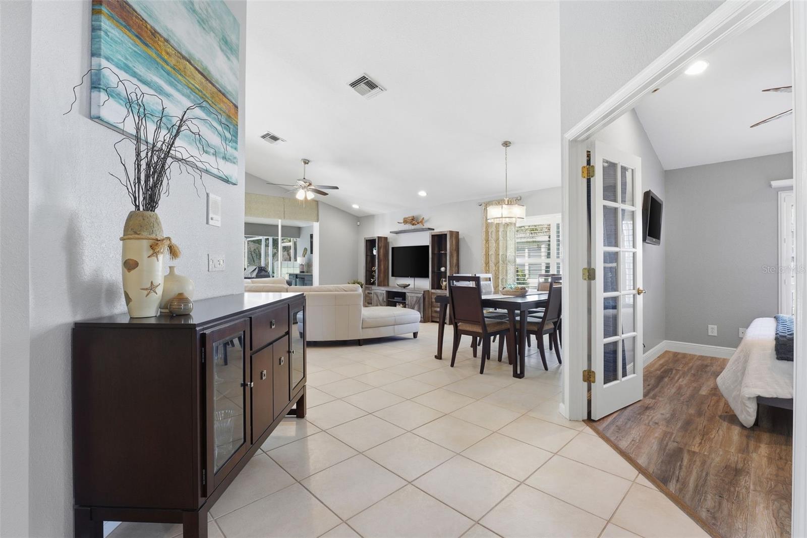 RIVERWOOD - Residential