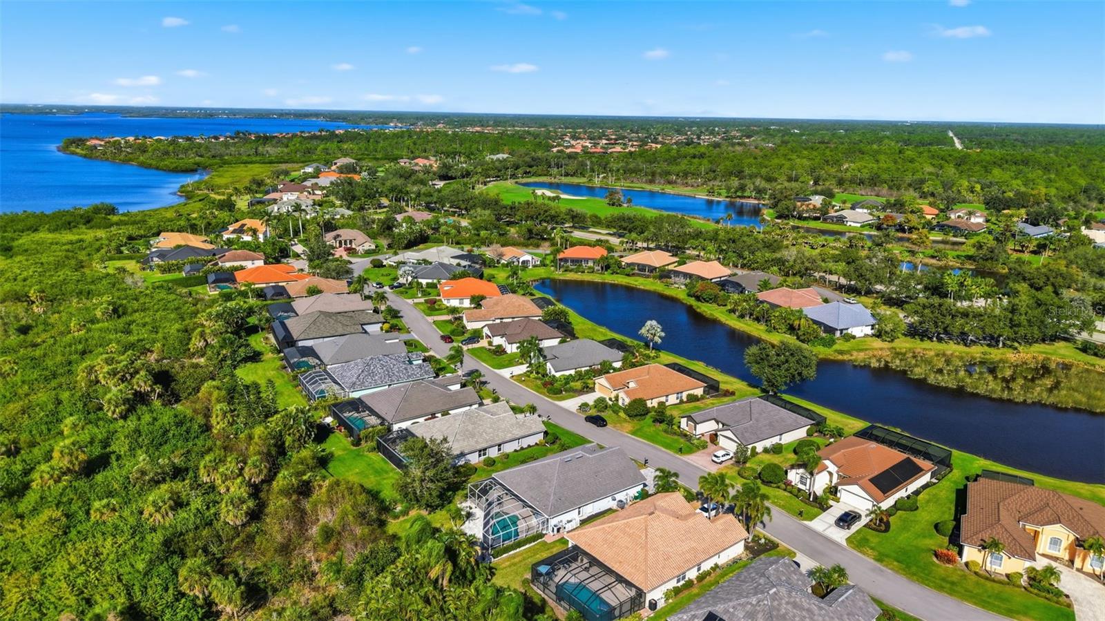 RIVERWOOD - Residential