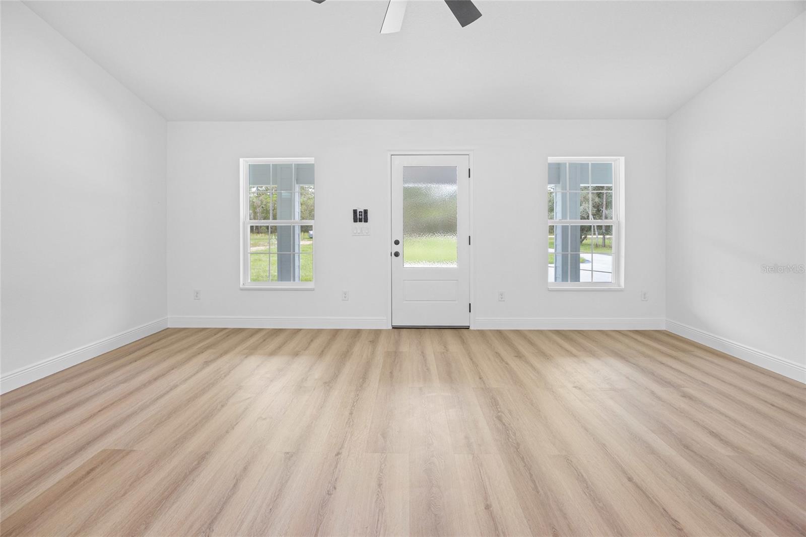 ROLLING HILLS UN 01 - Residential