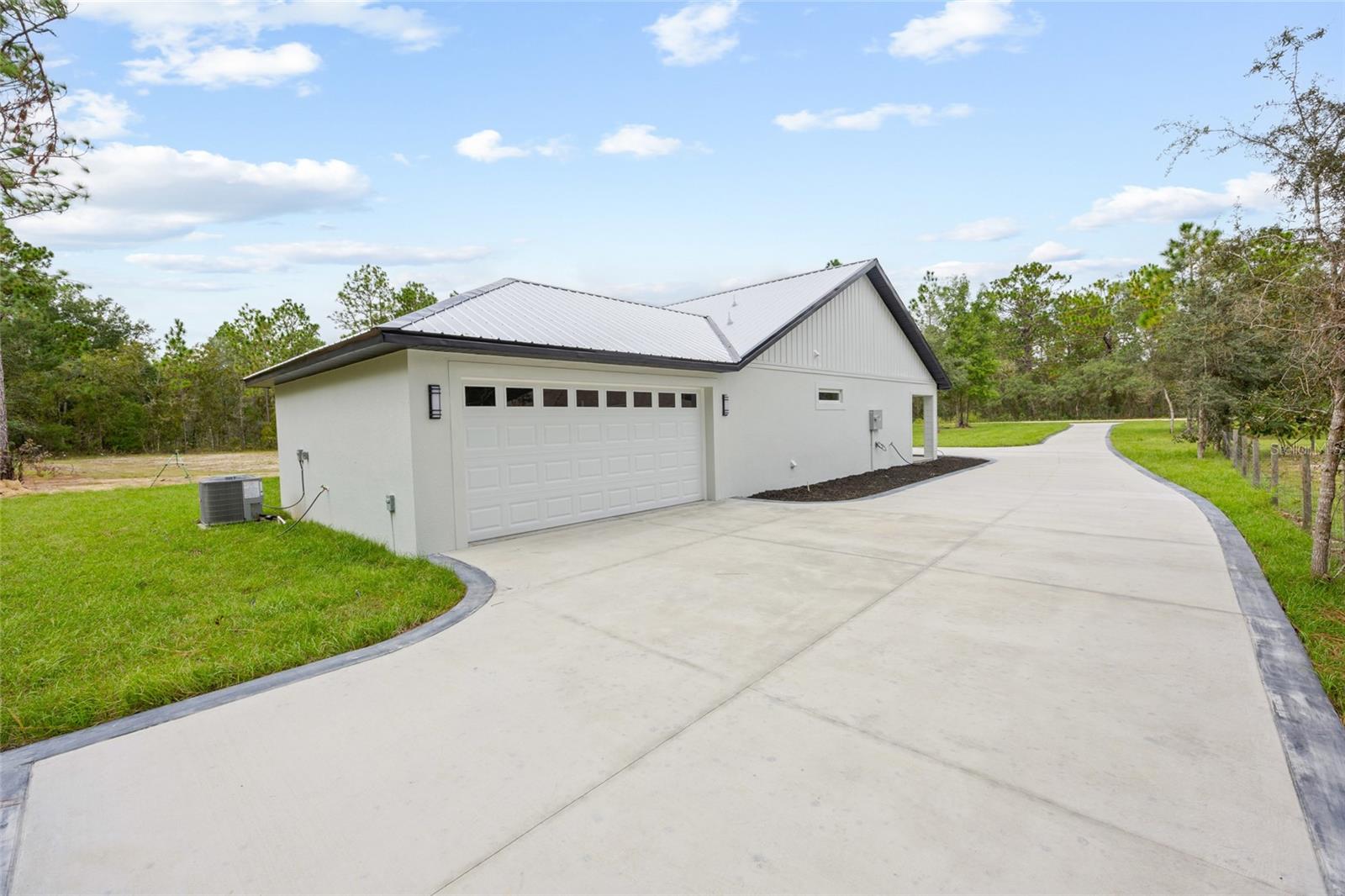 ROLLING HILLS UN 01 - Residential