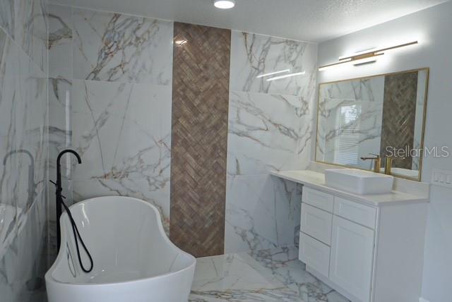 EAGLE BAY PH 1 - Residential Lease