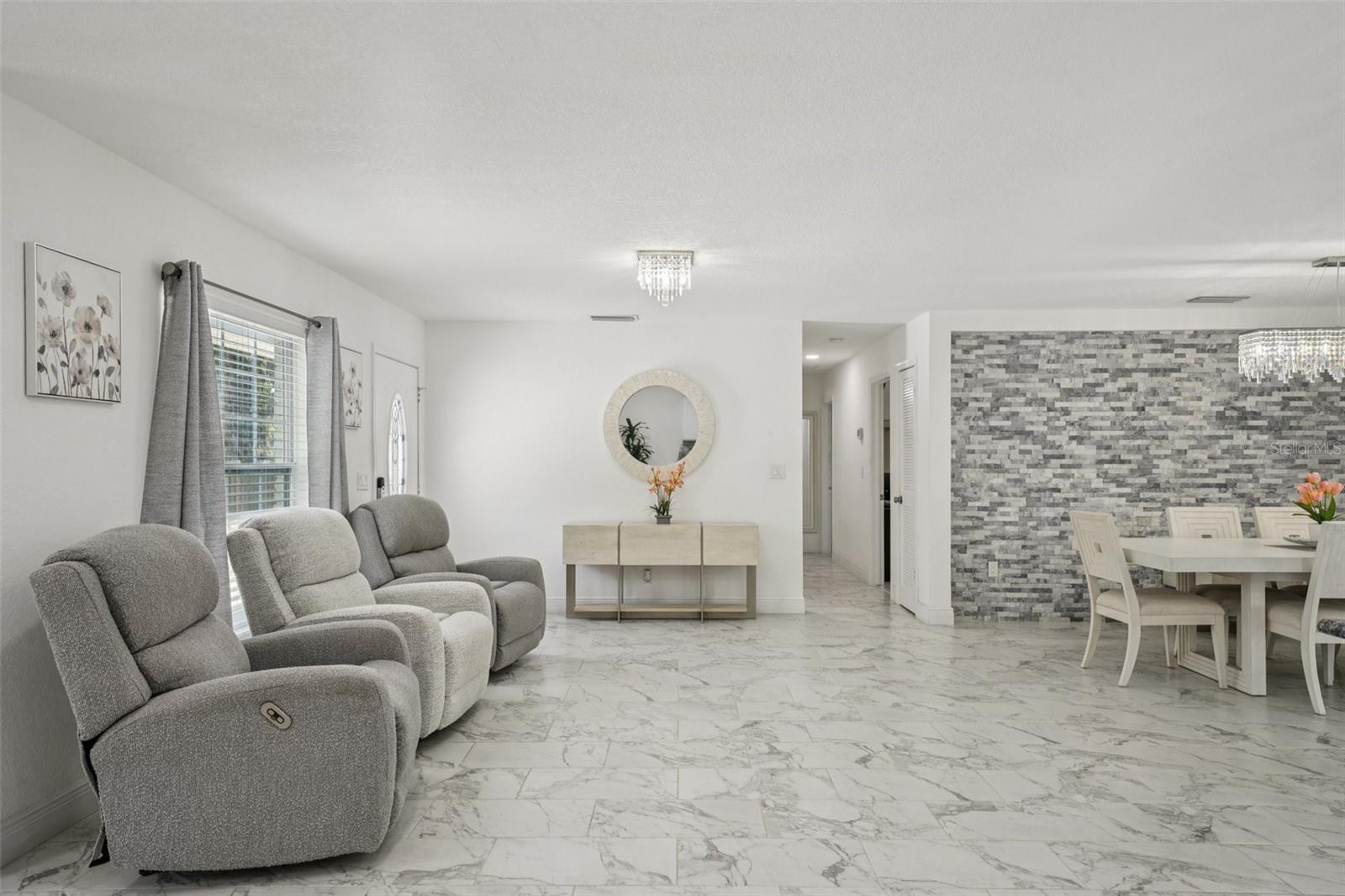 1414 SEFFNER VALRICO ROAD