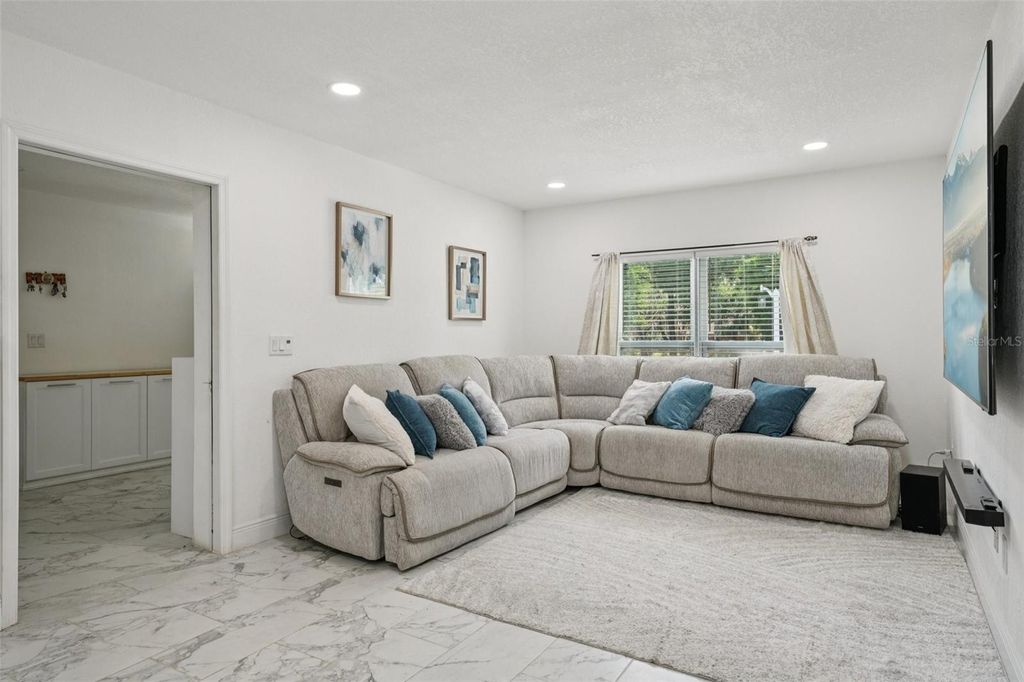 Photo of 1414 Seffner Valrico Road, Seffner, FL 33584 (MLS # TB8496534)