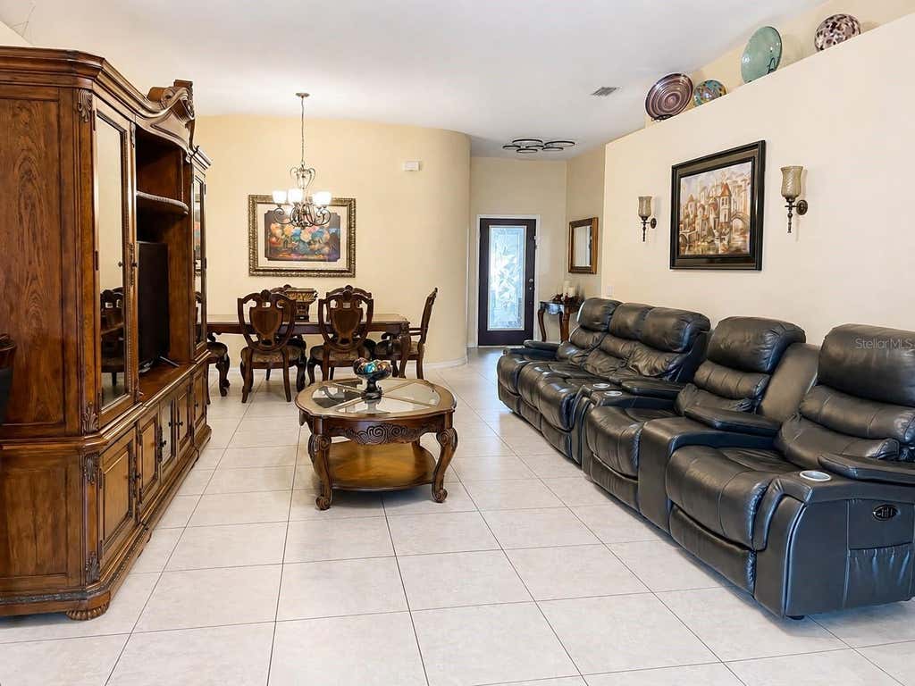 Photo of 9708 White Barn Way, Riverview, FL 33569 (MLS # TB8535640)