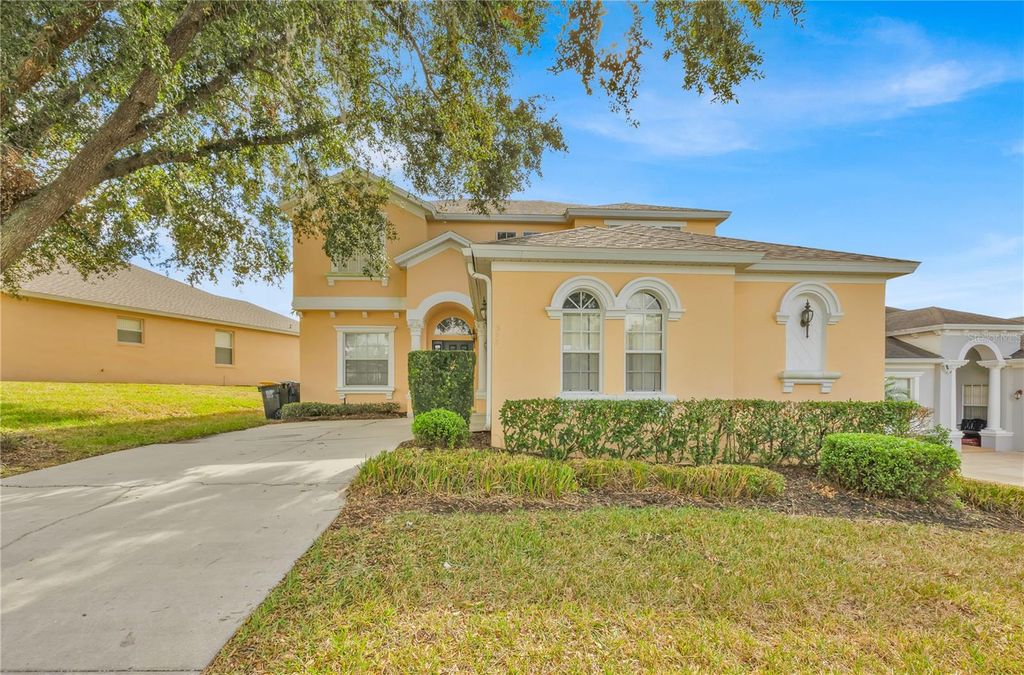 Photo of 303 Plumoso Loop, Davenport, FL 33897 (MLS # S5126911)