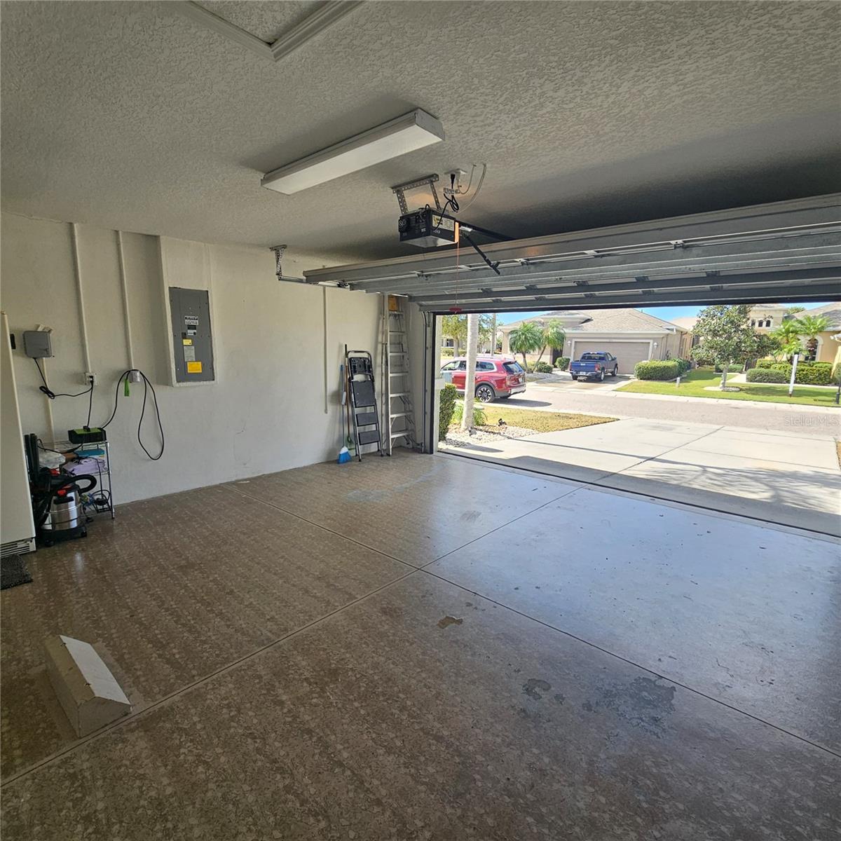 SUN CITY CENTER UNIT 270 - Residential