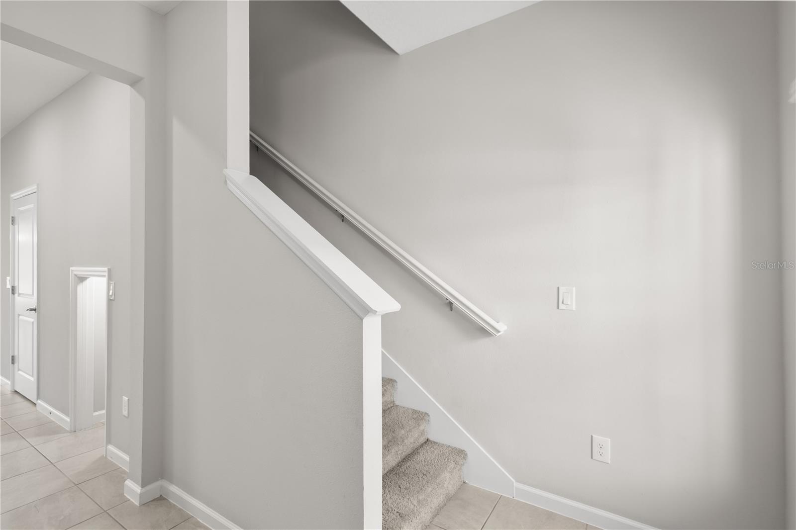 CALUSA CRK - Residential Lease