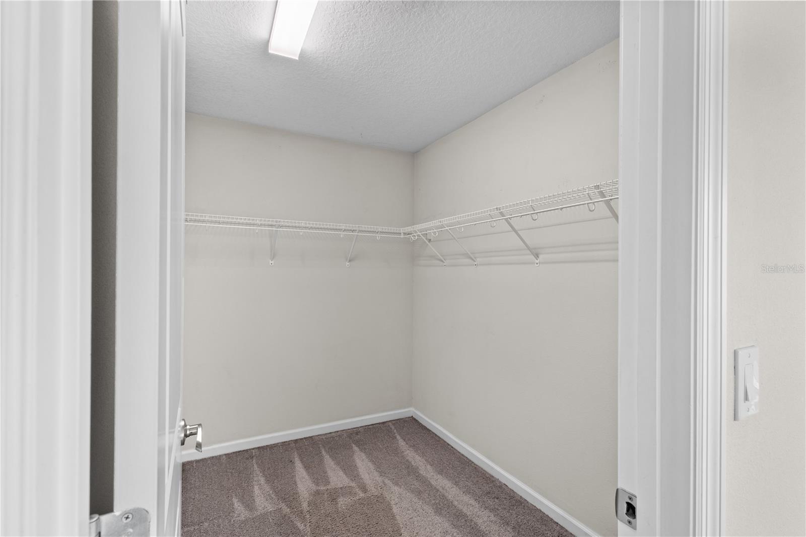 CALUSA CRK - Residential Lease