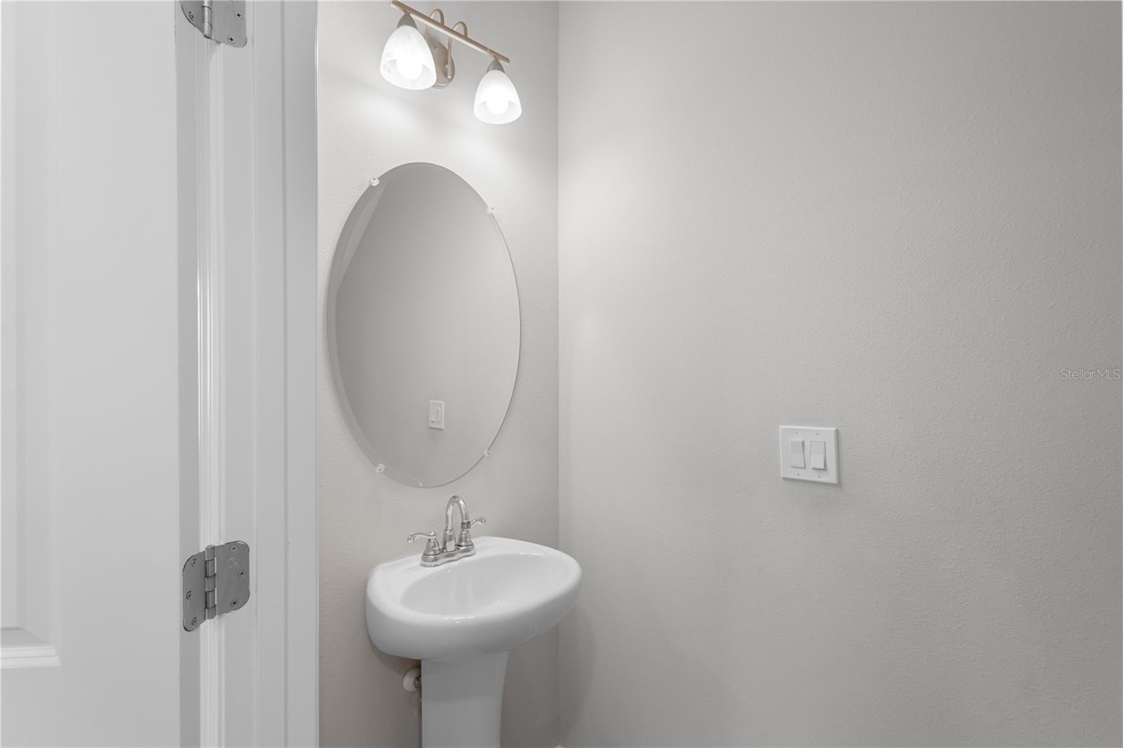 CALUSA CRK - Residential Lease