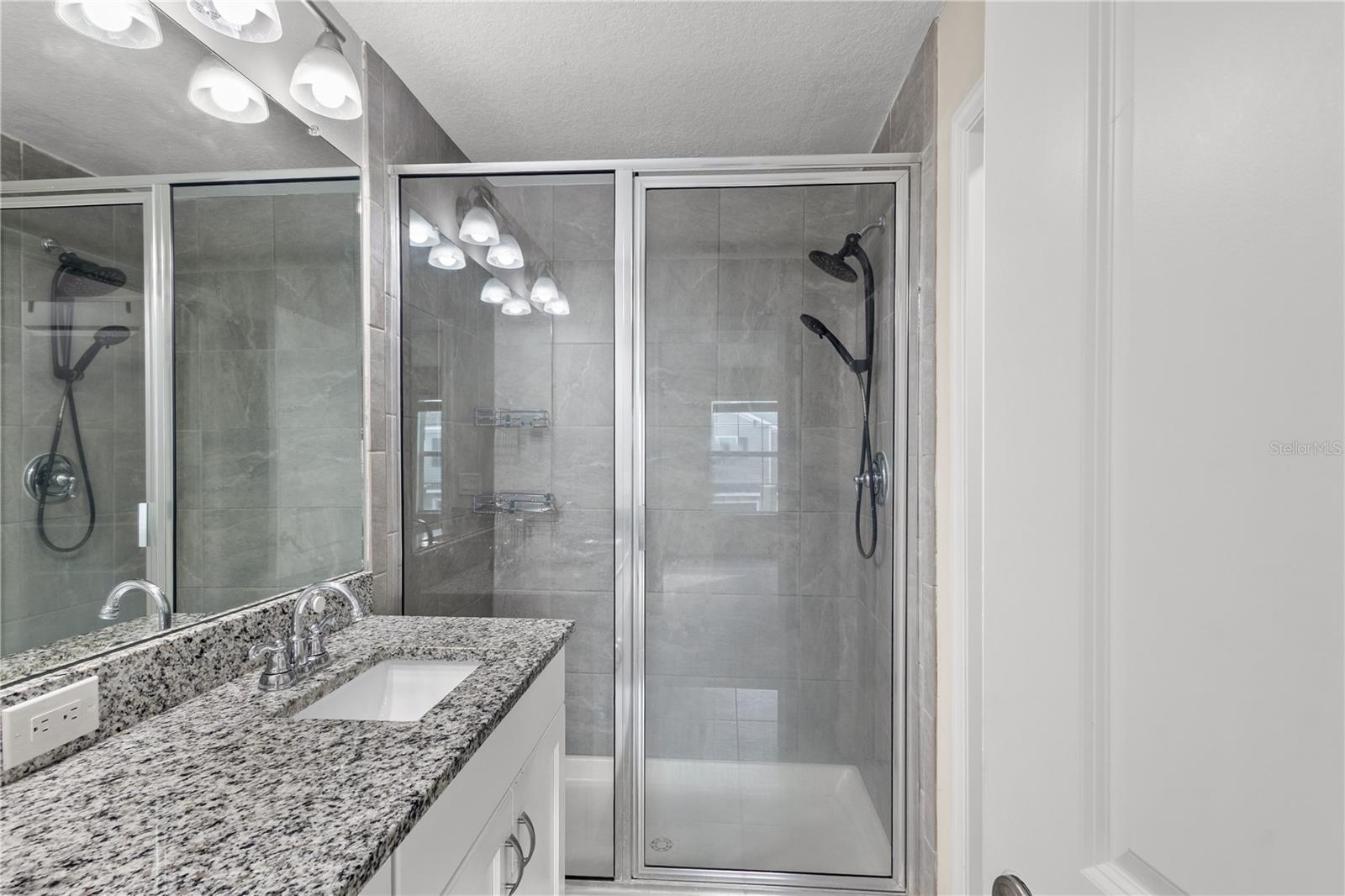 CALUSA CRK - Residential Lease