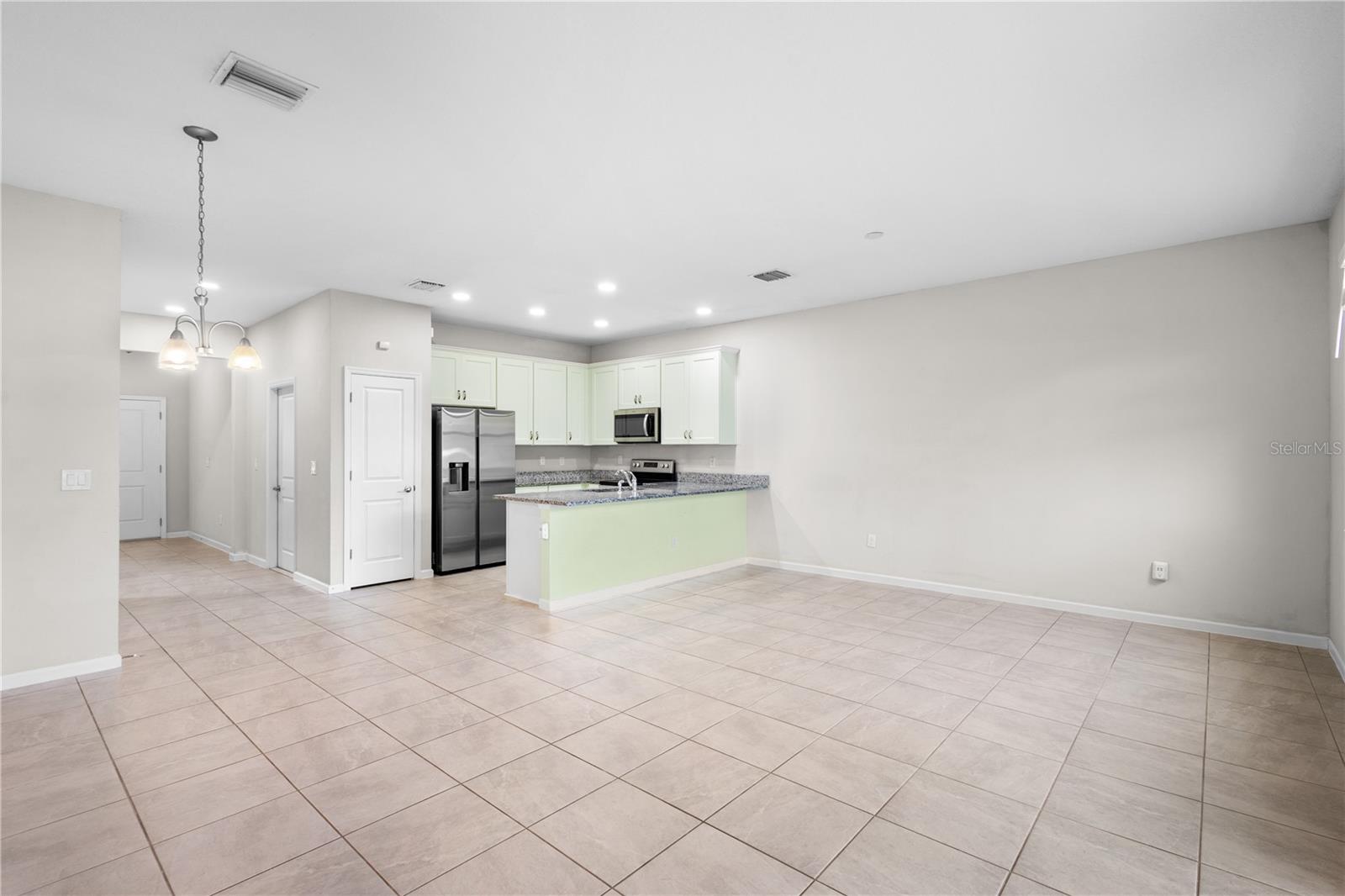 CALUSA CRK - Residential Lease