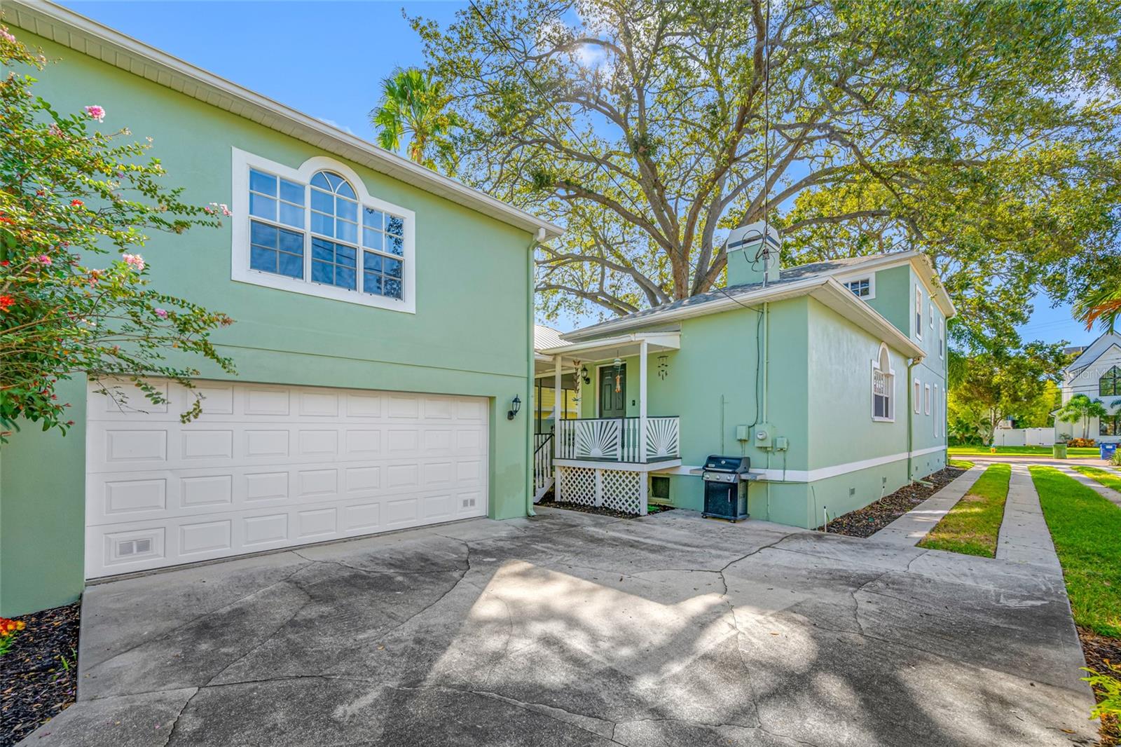 DAVIS ISLANDS PB10 PG52 TO 57 - Residential