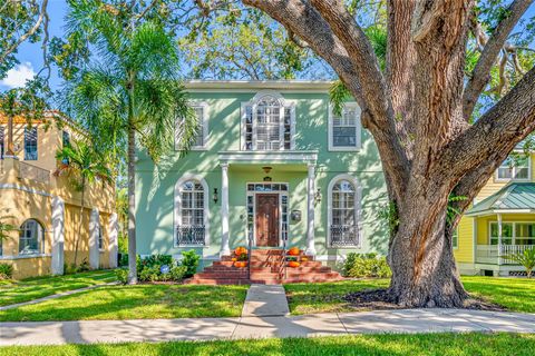 Photo of 119 Adalia Avenue, Tampa, FL 33606 (MLS # TB8432766)
