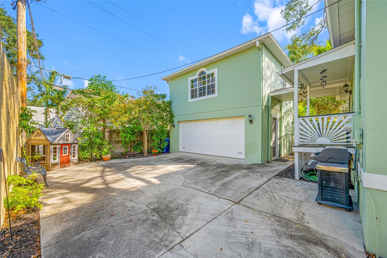 DAVIS ISLANDS PB10 PG52 TO 57 - Residential