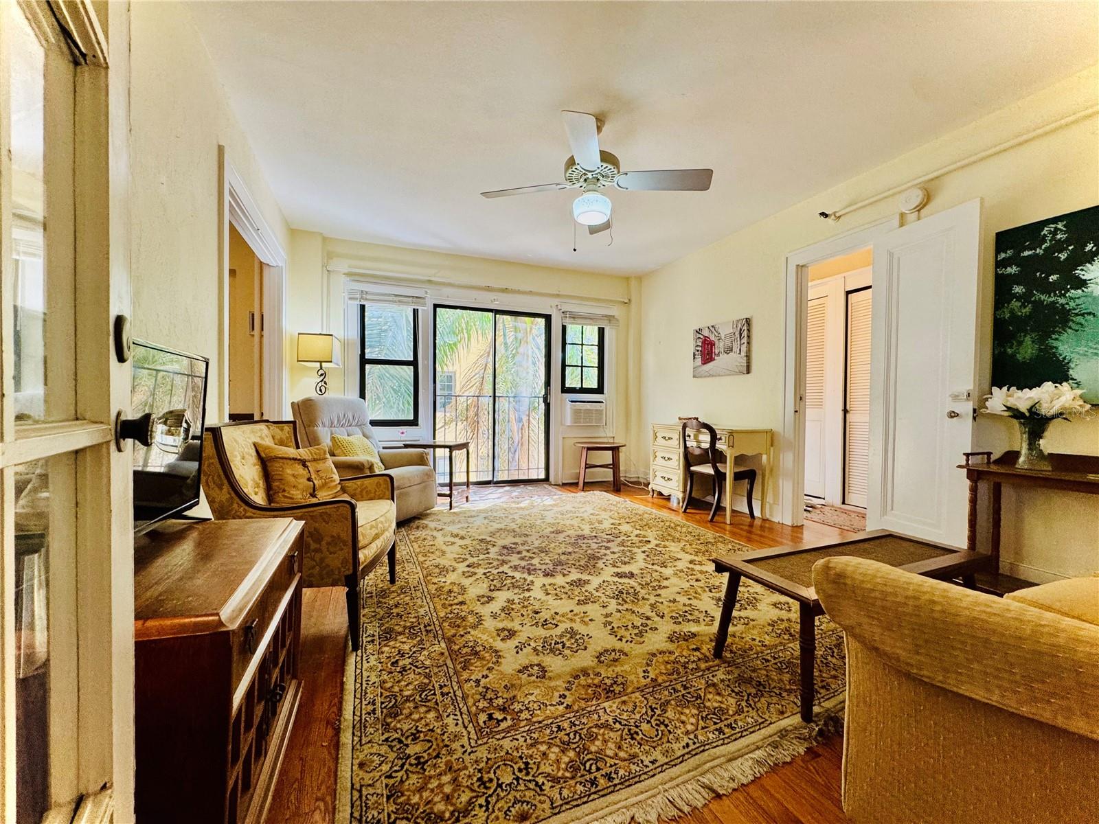 130 4TH AVENUE N 412