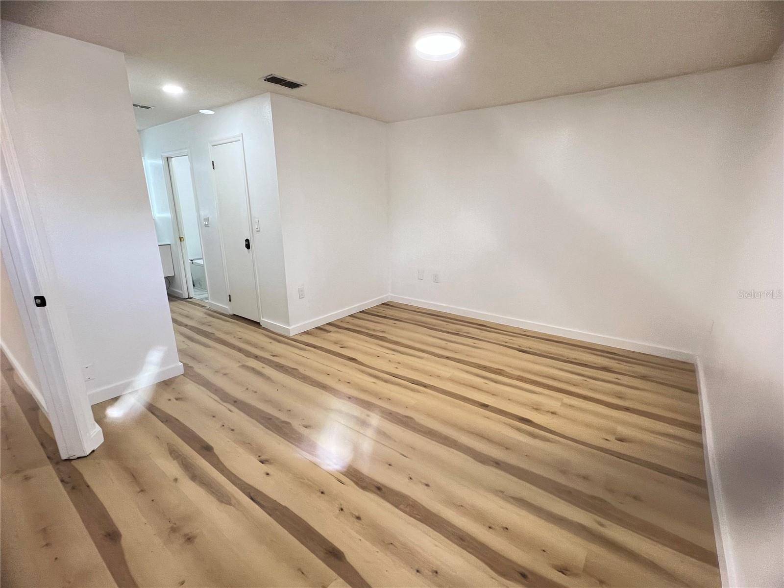 GRAND PALMS CONDO 1 - Residential Lease