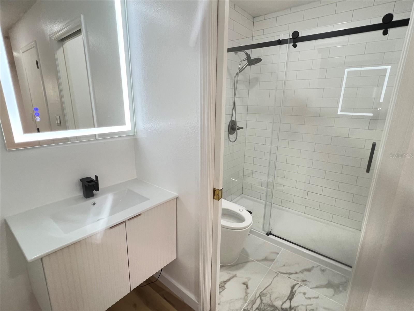 GRAND PALMS CONDO 1 - Residential Lease