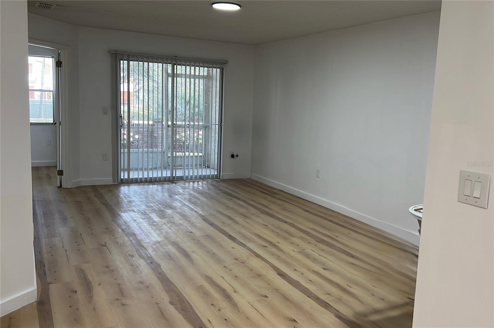 GRAND PALMS CONDO 1 - Residential Lease