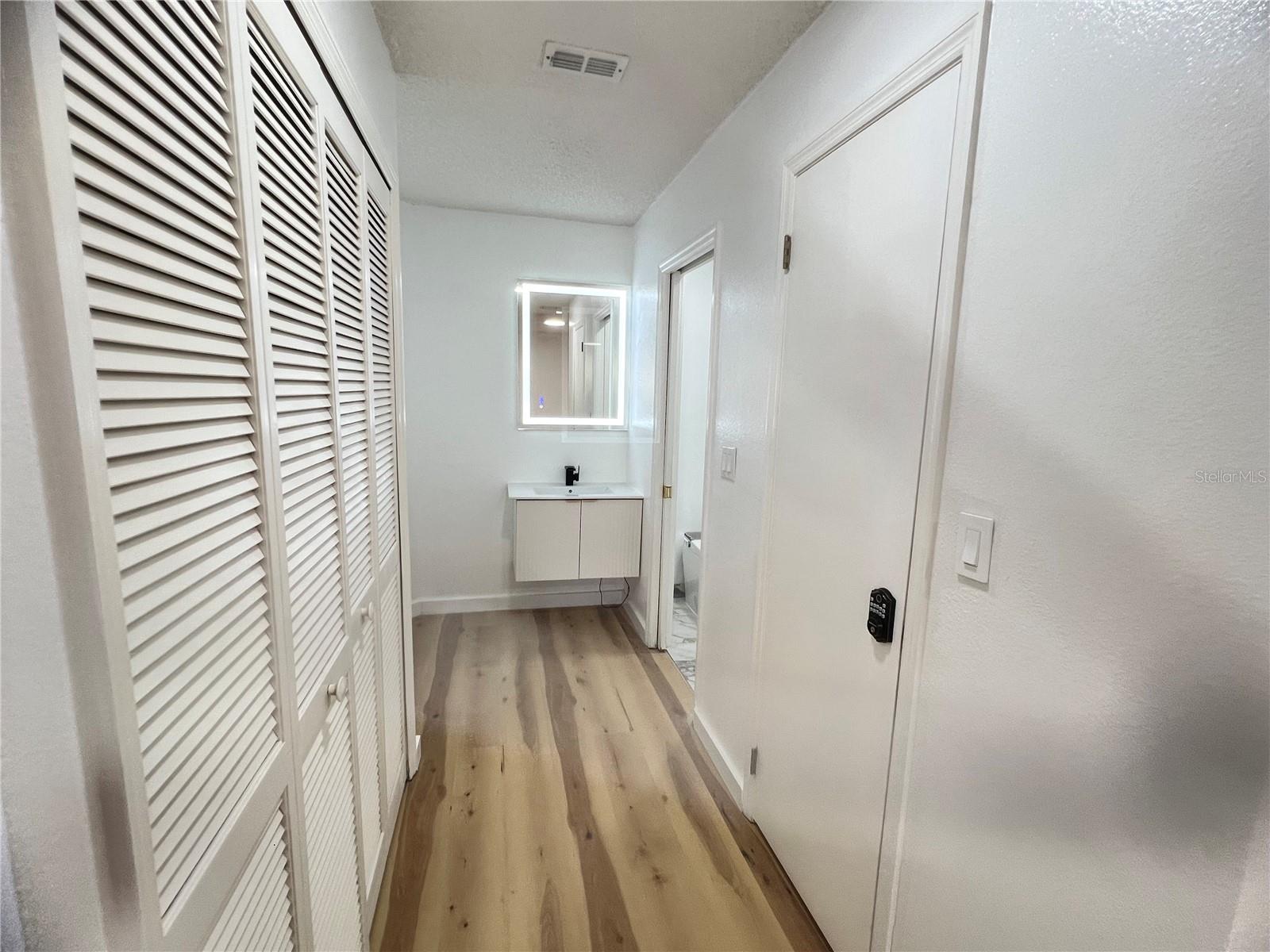 GRAND PALMS CONDO 1 - Residential Lease